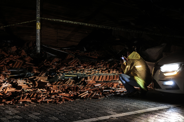 Destruction from the Balıkesir earthquake was captured