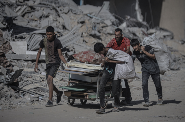 Israel is bombing Gaza! The first statement from Hamas has arrived