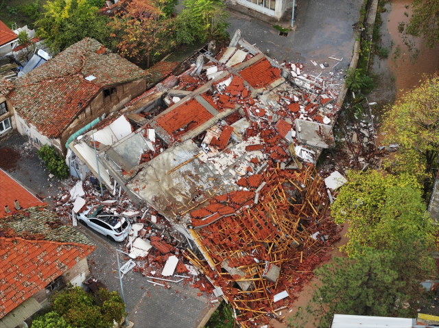 The destruction in Sındırgı became apparent as day broke