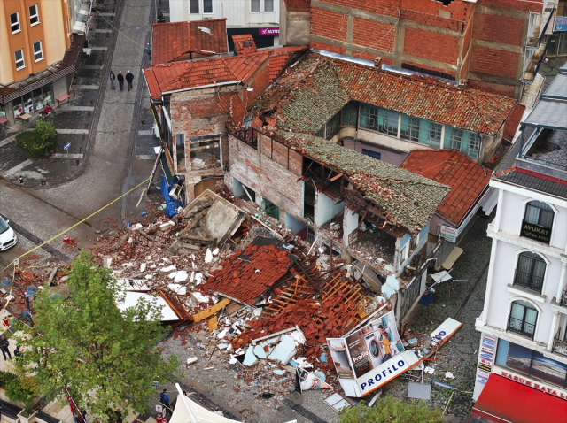 The destruction in Sındırgı became apparent as day broke