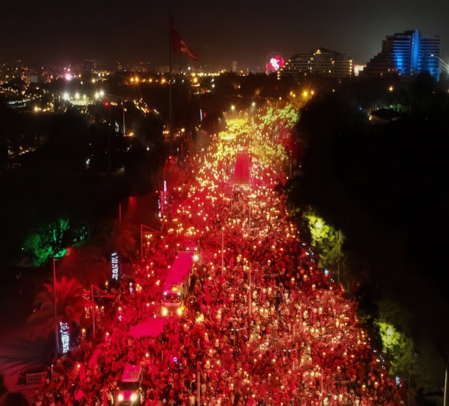 Republic enthusiasm in Istanbul! The visual feast captivated