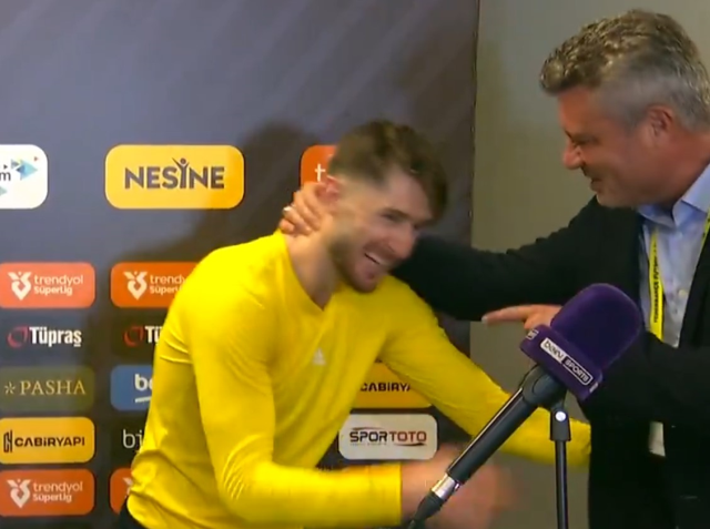 A surprise from Sadettin Saran to İsmail Yüksek