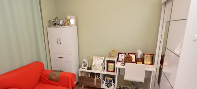 Nihal Menzil lives a peaceful life in her modest apartment