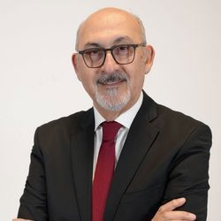 Doç. Dr. Serdar Samur