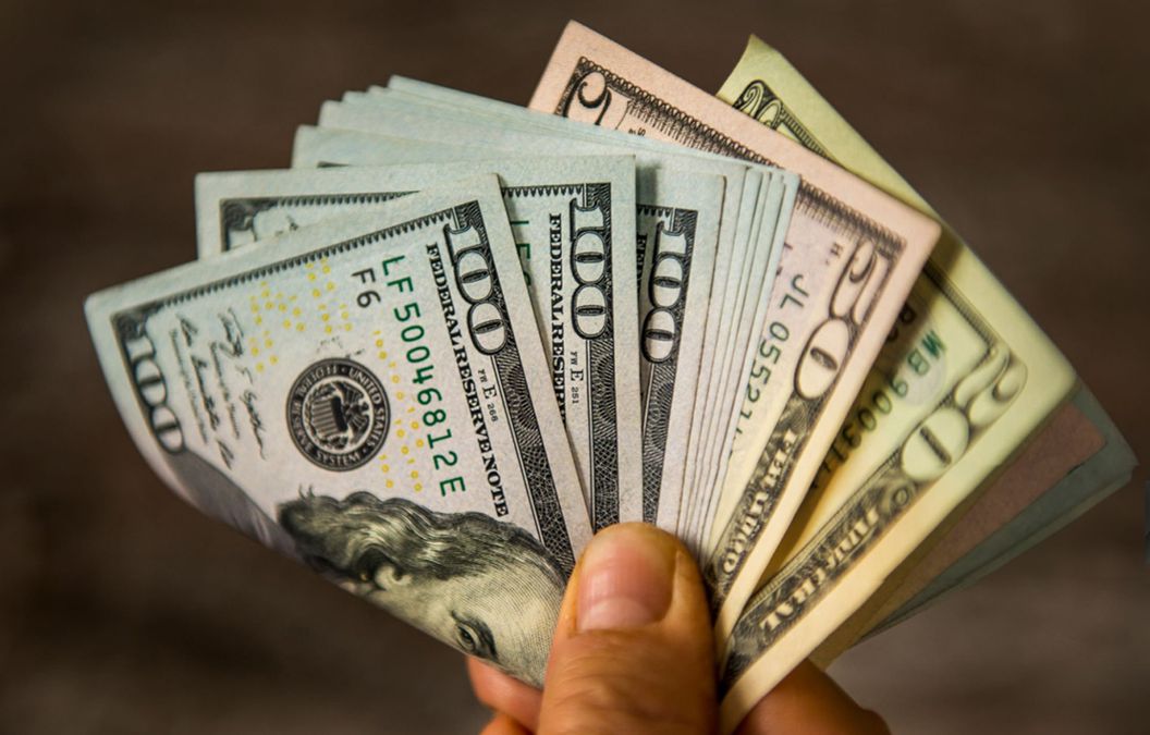 Cebinde 735 doları olan bu ülkede artık milyarder sayılıyor