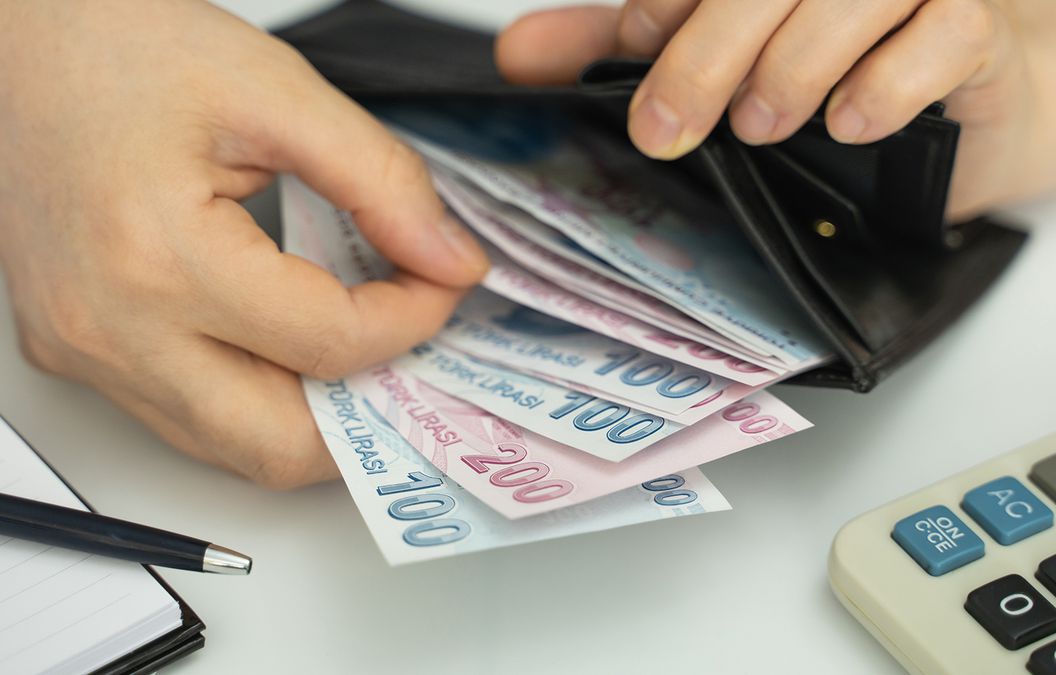 Tarihin en büyük zammı pompaya yansıdı! İşte yeni motorin fiyatları