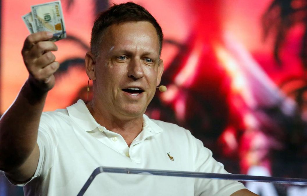 Palantir'in kurucu ortaklarından Peter Thiel'in gizli bir topluluk kurduğu iddia edildi