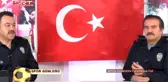 Polis Üniformasıyla Program Sundular