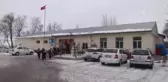 Bursunu Haleplilere Bağışladı