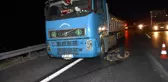 Arızalanan Aracını Onarmak İsterken Beton Mikseri Çarptı