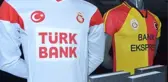 Galatasaray, Klasik Formalarını Satışa Çıkardı