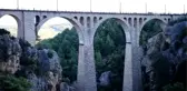 James Bond'un Düştüğü Köprü
