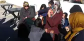 Ölen Arkadaşları Için Lokma Döktürdüler
