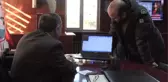 Yaban Hayvanlarına Yem Için Seferber Oldular