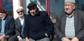 Son Beş Seçimde Oy Kullanmayan Köylüler Referandum İçin Kararsız