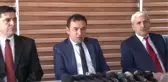 Belediyeden Para Alıyor Ama Adam Ortada Yok