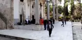 Halepliler Için 4 Tır Yardım Malzemesi