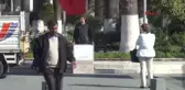Muğla Işini Isteyen Öğretmen Tekrar Eyleme Başladı