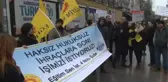 Ihraç Edilen Öğretmen Için Okul Önünde Destek Eylemi