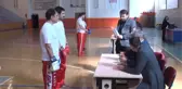 Niğde Vali Peynircioğlu, Kick Boks Sporcusu Oğluna Başarı Belgesini Verdi
