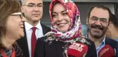 Lindsay Lohan'a Başörtüsü Engeli! 