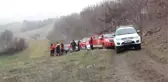 Otomobilin Dereye Devrilmesi - 4 Yaşındaki Çocuğun Bulunması Için Çalışmalar Sürüyor