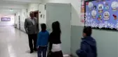 Fedakar Öğretmenden Öğrencilerine Ayakkabı Yardımı