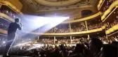 Tarkan 22 Yıl Sonra ABD'yi Salladı! Hayranları Akın Etti