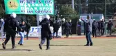 Amatör Maçta Taraftar Yenilgiyi Kaldıramadı, Oyunculara Taş Yağdırdı