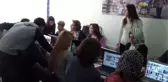 Torunlarıyla Görüşmek Için Internete Merak Saldı