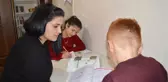 Üvey Çocuklarının Hem Annesi Hem de Babası Oldu