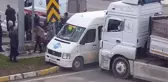 Öğretmenleri Taşıyan Servis Tırla Çarpıştı: 15 Yaralı