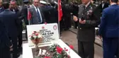 Albay Akkurt, Görev Arkadaşlarını Kurtaran Çavuşunun Mezarında Duygulandı