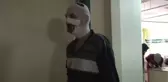Isınmak Için Sobaya Benzin Dökünce Elleri ve Yüzü Yandı