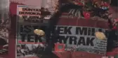 Modacı Zeynep Kartal Defileleriyle Dünyaya 15 Temmuz Gecesini Anlattı