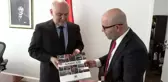 Sinirlioğlu ve Yalçın'a Aa 2016 Yıllığı - New