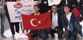 Liseli Öğrenciler Kendi Yaptıkları Robot ile ABD' de Yarışacak