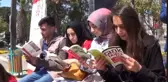 Parkı Kütüphaneye Çevirdiler