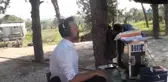 Ünlü Şarkıcı İzel: 