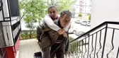 Apartmana Engelli Rampası İsteyen Babaya, Yönetimden Onay Çıkmadı