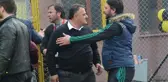 Kulüp Başkanı, Rakip Takım Oyuncusuna Saldırıp Yumruk Attı