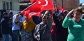 Başkan Yıktı, Romanlar Oynadı