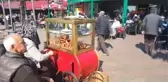 Zonguldak 79 Yaşındaki Emekli Ek Gelir Için Simit Satıyor