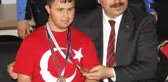 Engelli Şampiyondan Emniyet Müdürüne 