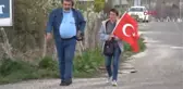 Eskişehir Referandumun Iptali Için Ankara'ya Yürüyen Doktor Bozüyük'e Geldi