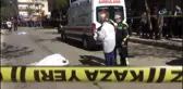 Yolun Karşısına Geçmek İsteyen Yaşlı Adam ve Bakıcısına Kamyon Çarptı: 2 Ölü