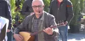 Düzce Işine Dönmek Için Oturma Eylemi Yapan Mimar 2 Bin 700 Imza Topladı