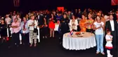 Antalya Turistler Kral Günü'nü Kutladı