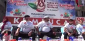 Kumluca 3 Dakikada 308 Gram Acı Biber Yedi