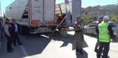 Büyükbaş Hayvan Taşıyan Tırlar Çarpıştı